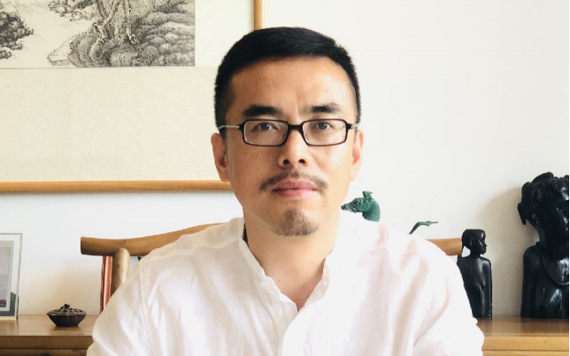 信達(dá)電通董事長王春龍：用光溫暖世界