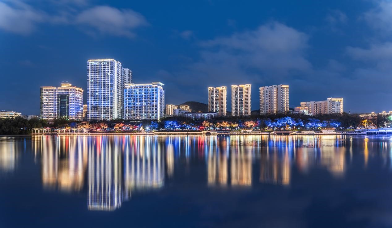 亮化工程的預算應該包含幾部分？